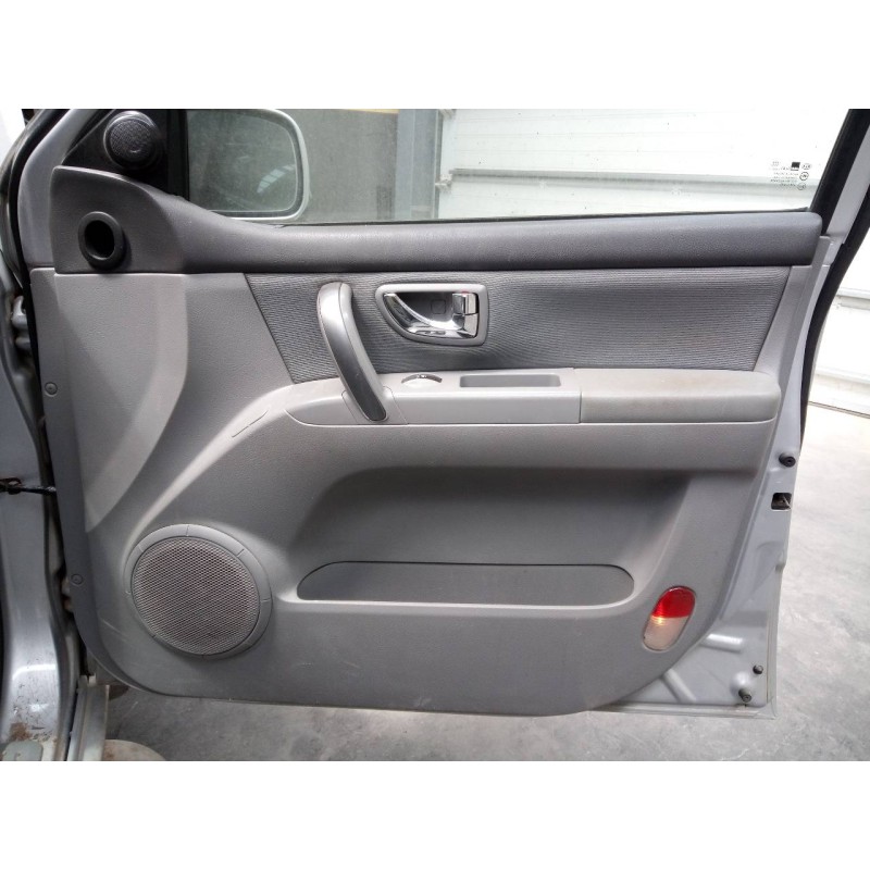 Recambio de guarnecido puerta delantera derecha para kia sorento 2.5 crdi concept referencia OEM IAM   