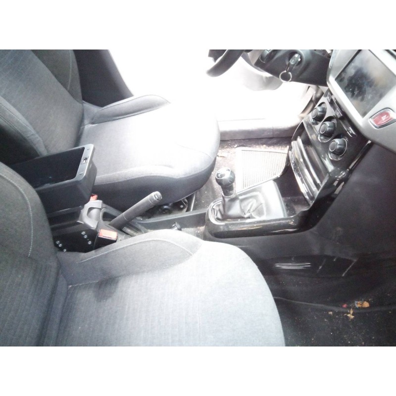 Recambio de consola central para citroen c3 collection referencia OEM IAM   