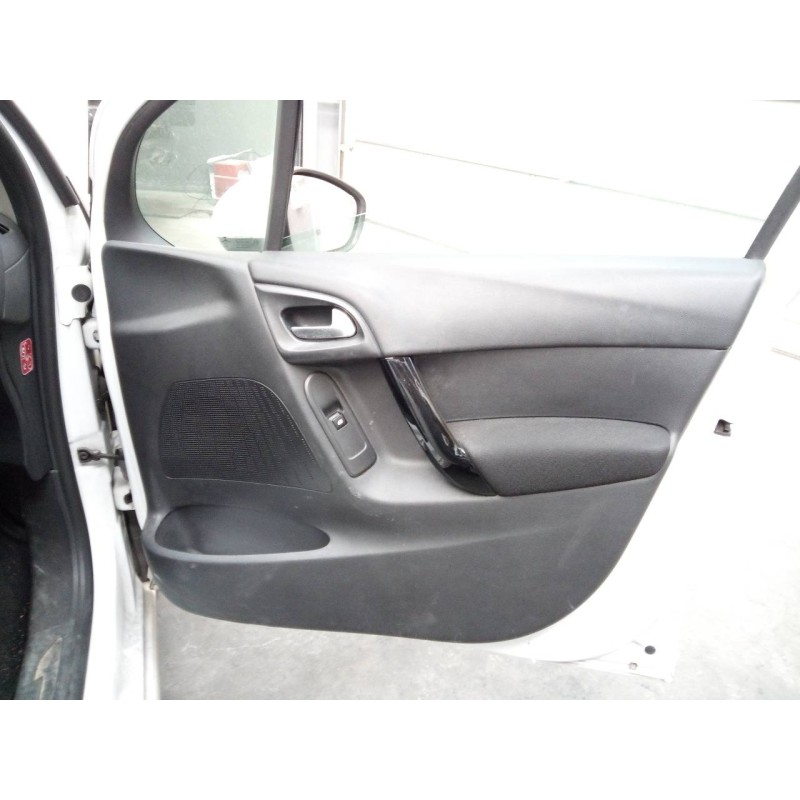 Recambio de guarnecido puerta delantera derecha para citroen c3 collection referencia OEM IAM   