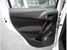 GUARNECIDO PUERTA TRASERA IZQUIERDA 