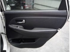 Recambio de guarnecido puerta trasera derecha para kia carens ( ) drive referencia OEM IAM   