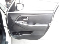 GUARNECIDO PUERTA DELANTERA DERECHA 