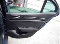 GUARNECIDO PUERTA TRASERA DERECHA 