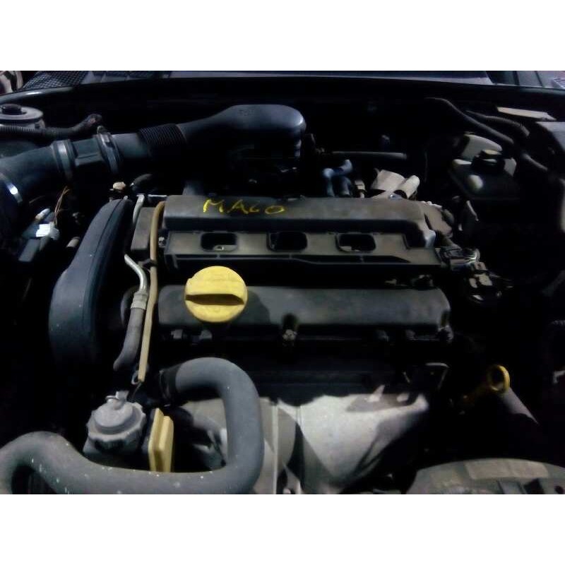 opel vectra b berlina del año 2000