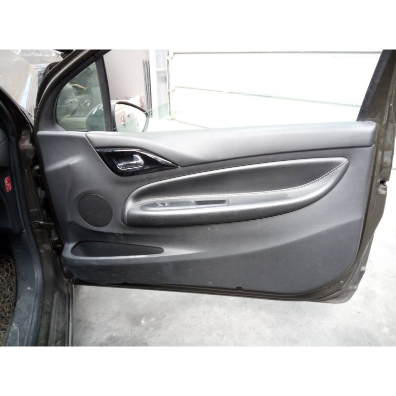 Recambio de guarnecido puerta delantera derecha para citroen ds3 sport referencia OEM IAM   