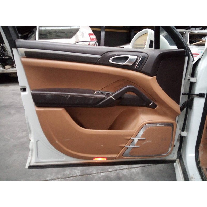 Recambio de guarnecido puerta delantera izquierda para porsche cayenne (typ 92aa) diesel referencia OEM IAM   