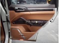 Recambio de guarnecido puerta trasera derecha para porsche cayenne (typ 92aa) diesel referencia OEM IAM   