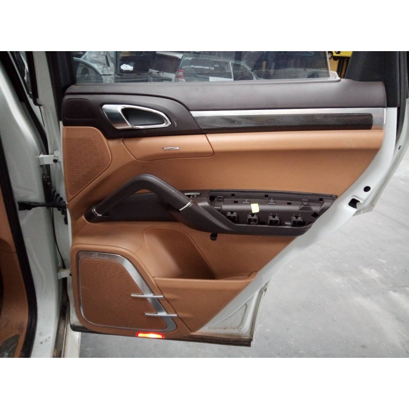 Recambio de guarnecido puerta trasera derecha para porsche cayenne (typ 92aa) diesel referencia OEM IAM   
