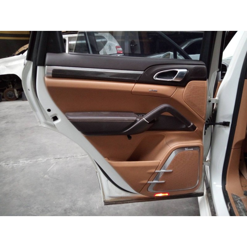 Recambio de guarnecido puerta trasera izquierda para porsche cayenne (typ 92aa) diesel referencia OEM IAM   