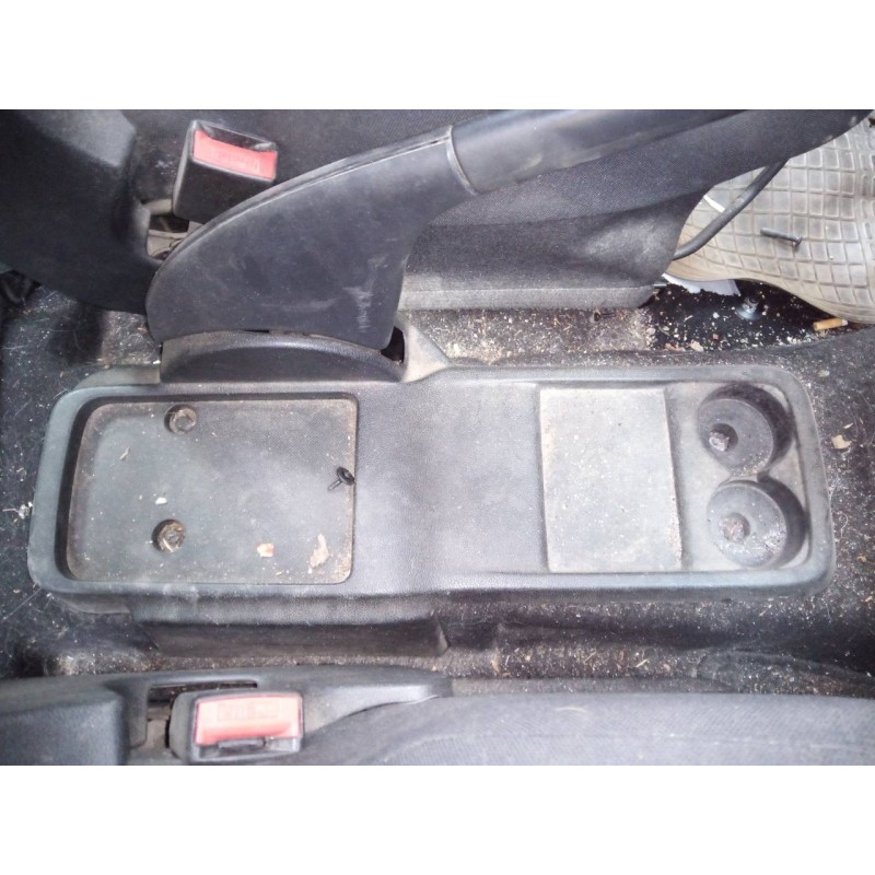 Recambio de consola central para citroen berlingo station wagon attraction referencia OEM IAM   