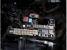 CAJA RELES / FUSIBLES 
