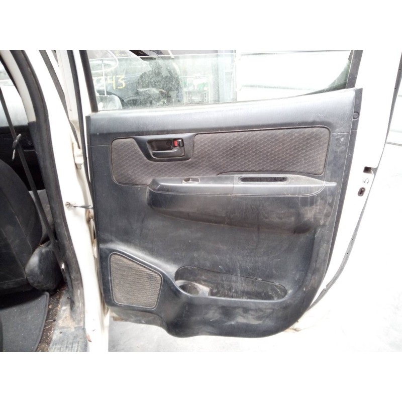 Recambio de guarnecido puerta trasera derecha para toyota hilux (kun) double cab 4x4 referencia OEM IAM   