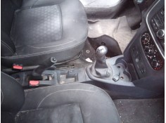 Recambio de consola central para dacia sandero stepway referencia OEM IAM   
