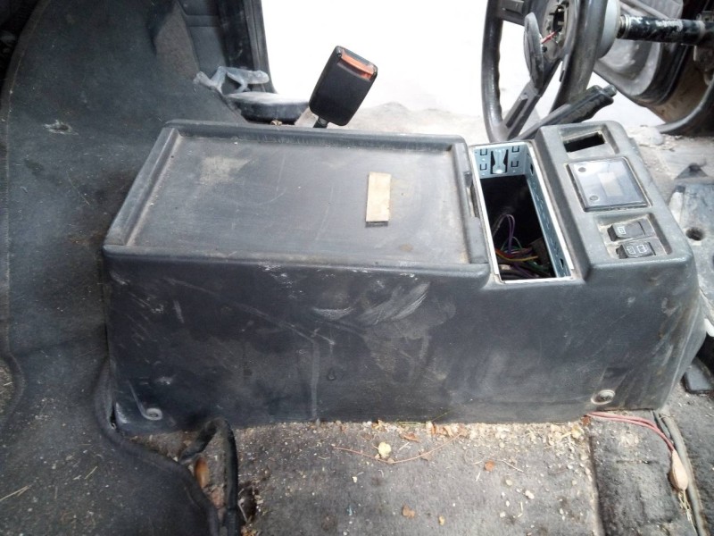 Recambio de consola central para nissan patrol (k/w160) hardtop (k160) referencia OEM IAM   