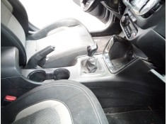 Recambio de consola central para kia cee´d drive referencia OEM IAM   