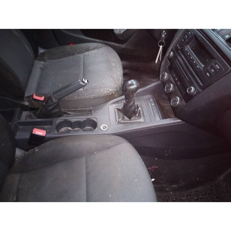 Recambio de consola central para skoda octavia combi (5e5) active referencia OEM IAM   