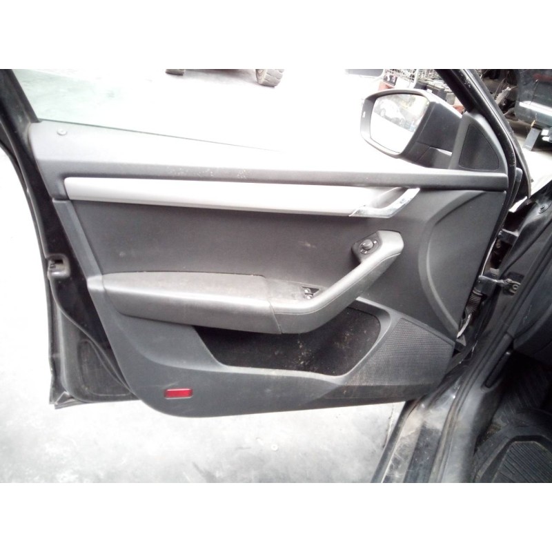Recambio de guarnecido puerta delantera izquierda para skoda octavia combi (5e5) active referencia OEM IAM   