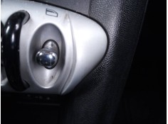 MANDO ELEVALUNAS DELANTERO DERECHO 