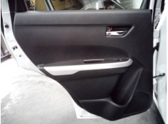 GUARNECIDO PUERTA TRASERA IZQUIERDA 