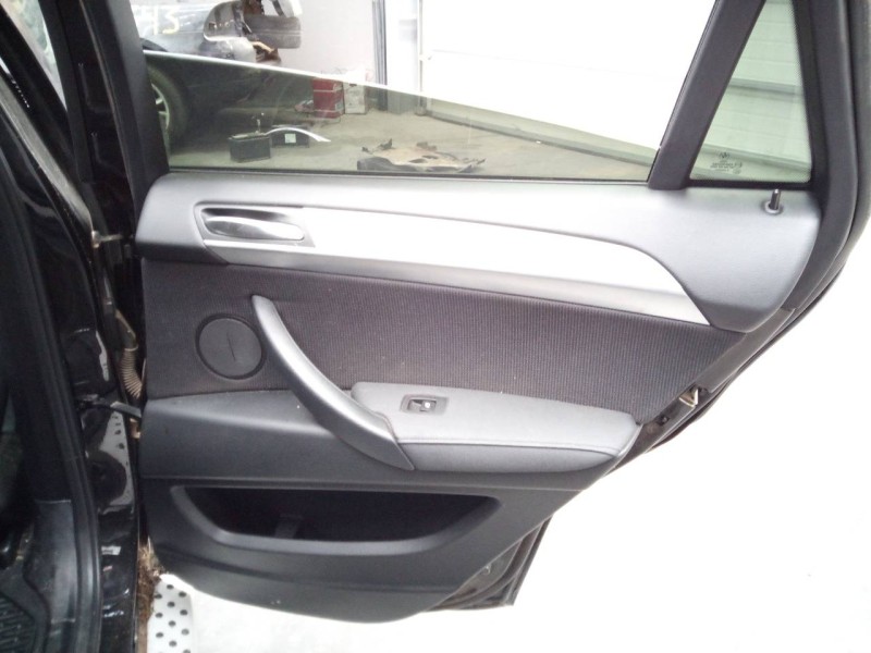 Recambio de guarnecido puerta trasera derecha para bmw x6 (e71) 3.5i referencia OEM IAM   