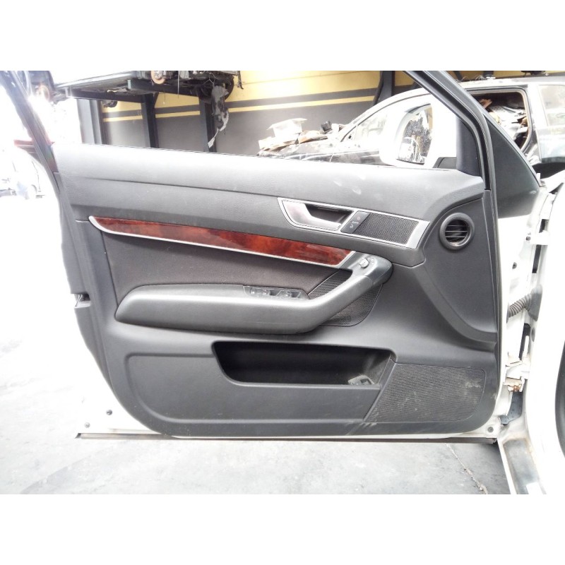Recambio de guarnecido puerta delantera izquierda para audi a6 berlina (4f2) 2.0 tdi referencia OEM IAM   