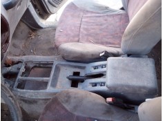 Recambio de consola central para nissan terrano/terrano.ii (r20) aventura referencia OEM IAM   