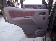 Recambio de guarnecido puerta trasera izquierda para nissan terrano/terrano.ii (r20) aventura referencia OEM IAM   