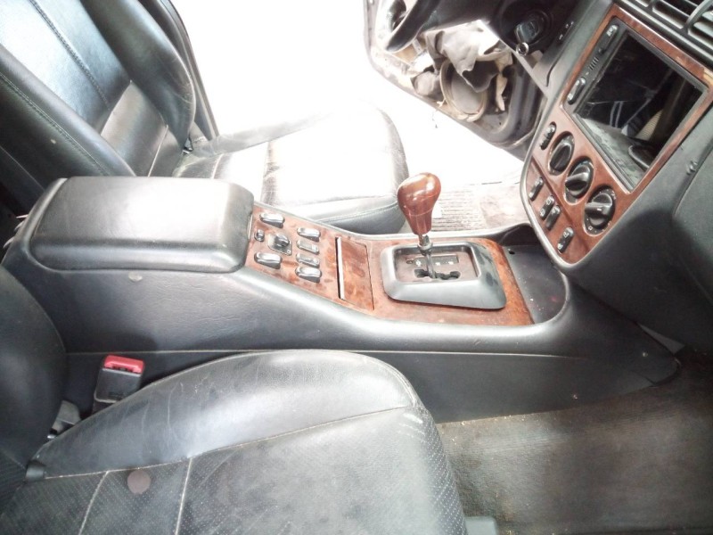 Recambio de consola central para mercedes clase m (w163) 430 (163.172) referencia OEM IAM   