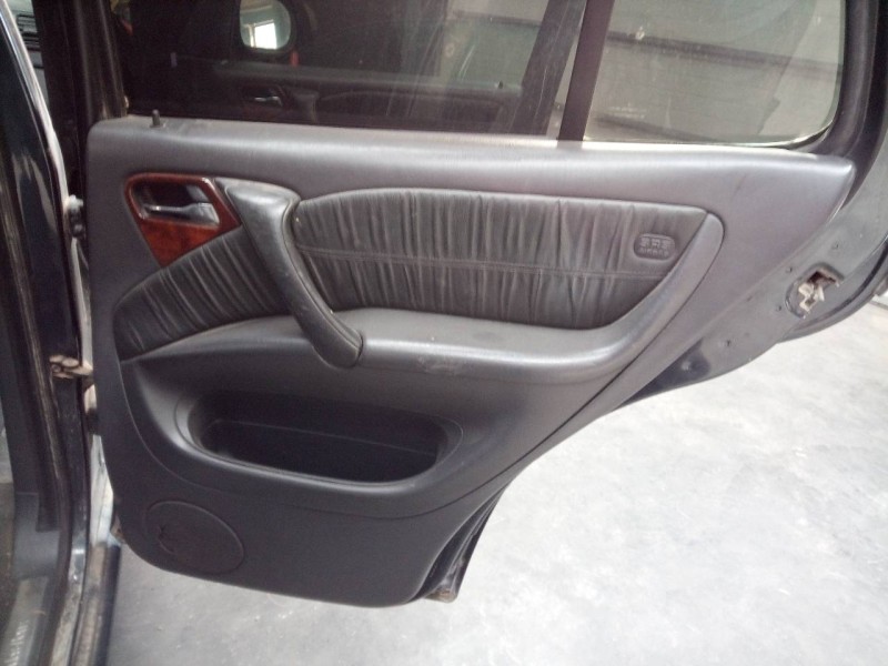 Recambio de guarnecido puerta trasera derecha para mercedes clase m (w163) 430 (163.172) referencia OEM IAM   