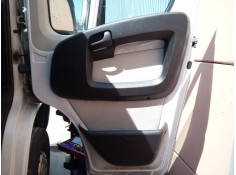 GUARNECIDO PUERTA DELANTERA DERECHA 