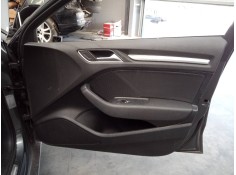 GUARNECIDO PUERTA DELANTERA DERECHA 