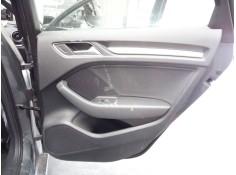 GUARNECIDO PUERTA TRASERA DERECHA 