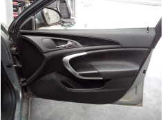 GUARNECIDO PUERTA DELANTERA DERECHA 