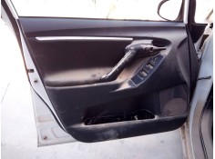 GUARNECIDO PUERTA DELANTERA IZQUIERDA 