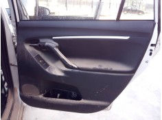 GUARNECIDO PUERTA TRASERA DERECHA 