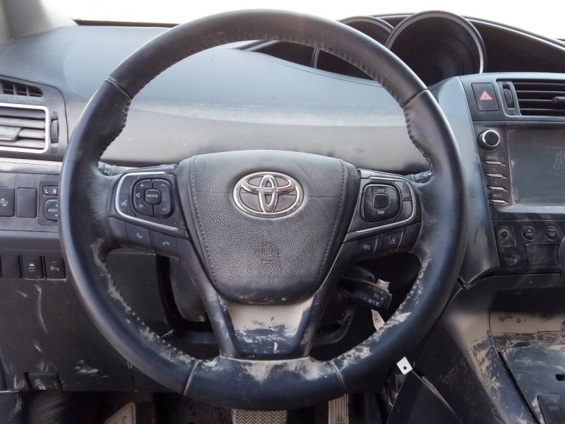 Recambio de volante para toyota verso advance referencia OEM IAM   