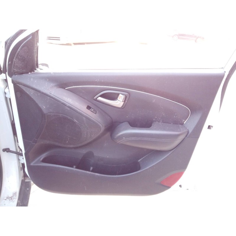 Recambio de guarnecido puerta delantera derecha para hyundai ix35 tecno 2wd referencia OEM IAM   