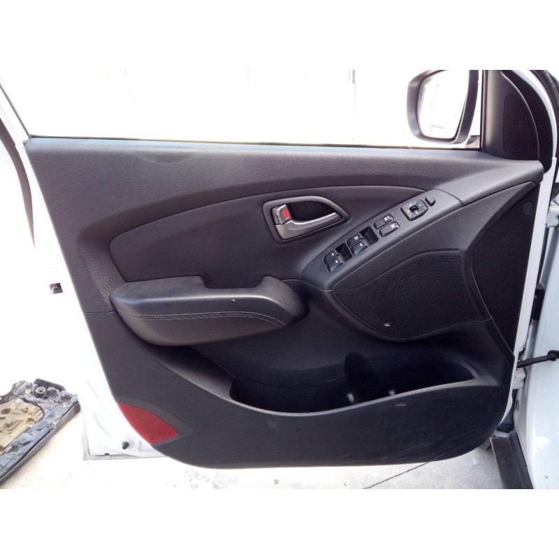 Recambio de guarnecido puerta delantera izquierda para hyundai ix35 tecno 2wd referencia OEM IAM   