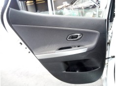 GUARNECIDO PUERTA TRASERA IZQUIERDA 