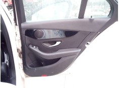 GUARNECIDO PUERTA TRASERA DERECHA 