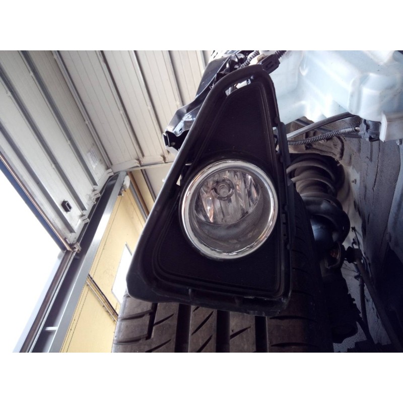 Recambio de faro antiniebla derecho para toyota rav 4 advance hybrid referencia OEM IAM   