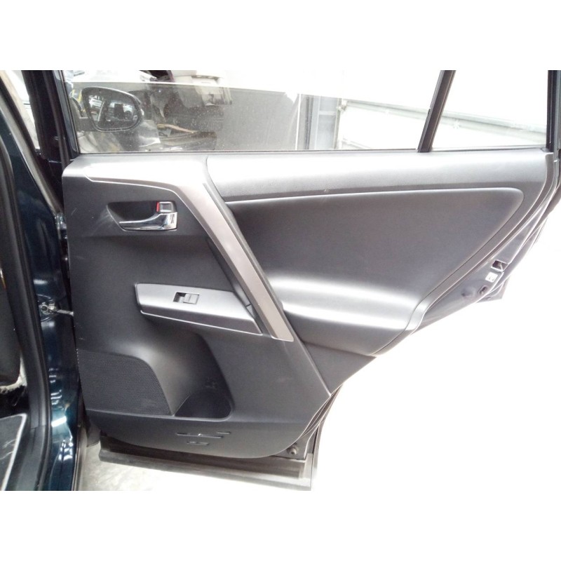 Recambio de guarnecido puerta trasera derecha para toyota rav 4 advance hybrid referencia OEM IAM   