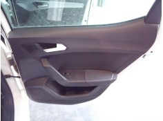 GUARNECIDO PUERTA TRASERA DERECHA 