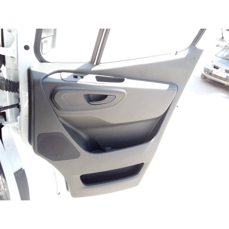 Recambio de guarnecido puerta delantera derecha para mercedes sprinter iii furgón fwd 211/214 cdi fwd l2 (910.623) referencia OE