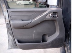 Recambio de guarnecido puerta delantera izquierda para nissan navara pick-up (d40m) double cab le 4x4 referencia OEM IAM   