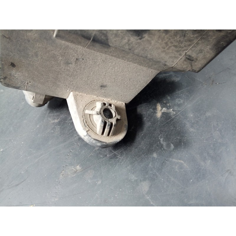 Recambio de caja filtro de aire para audi a3 (8p) 1.9 tdi ambiente referencia OEM IAM 1K0129620D 4615185940 