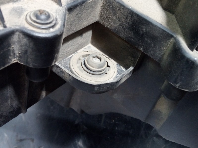 Recambio de caja filtro de aire para audi a3 (8p) 1.9 tdi ambiente referencia OEM IAM 1K0129620D 4615185940 