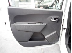 GUARNECIDO PUERTA TRASERA IZQUIERDA 