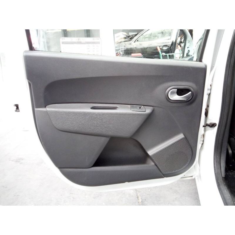 Recambio de guarnecido puerta trasera izquierda para dacia lodgy ambiance referencia OEM IAM   