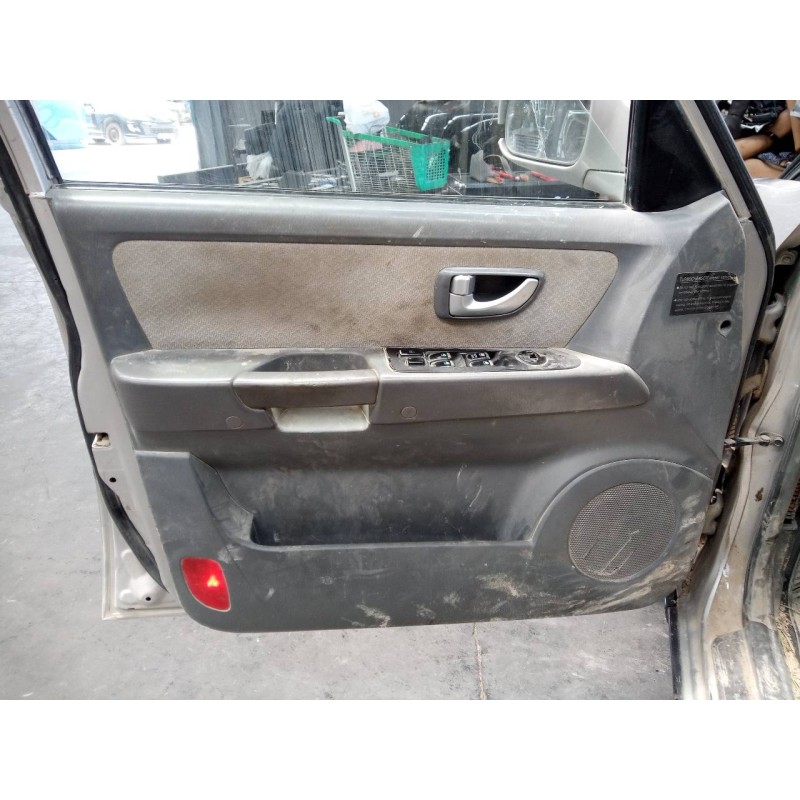 Recambio de guarnecido puerta delantera izquierda para hyundai terracan (hp) 2.9 crdi gl referencia OEM IAM   